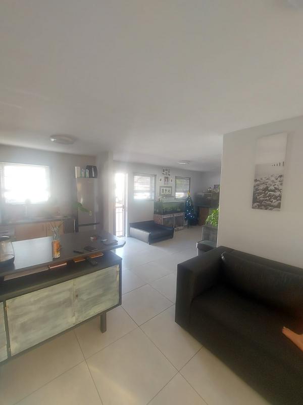 To Let 2 Bedroom Property for Rent in Table View Western Cape